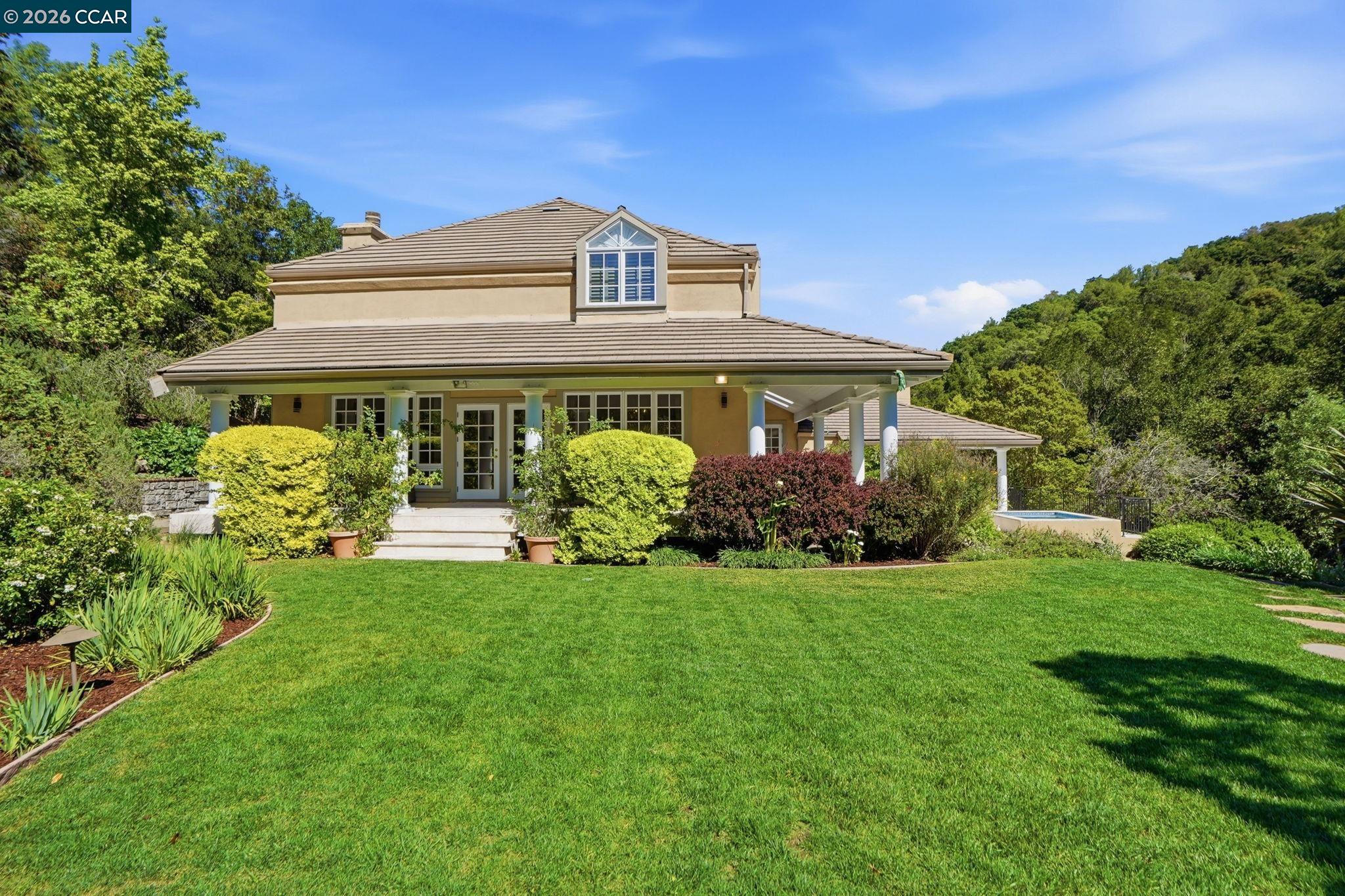 Detail Gallery Image 44 of 58 For 45 N Merrill Circle, Moraga,  CA 94556 - 4 Beds | 3/1 Baths