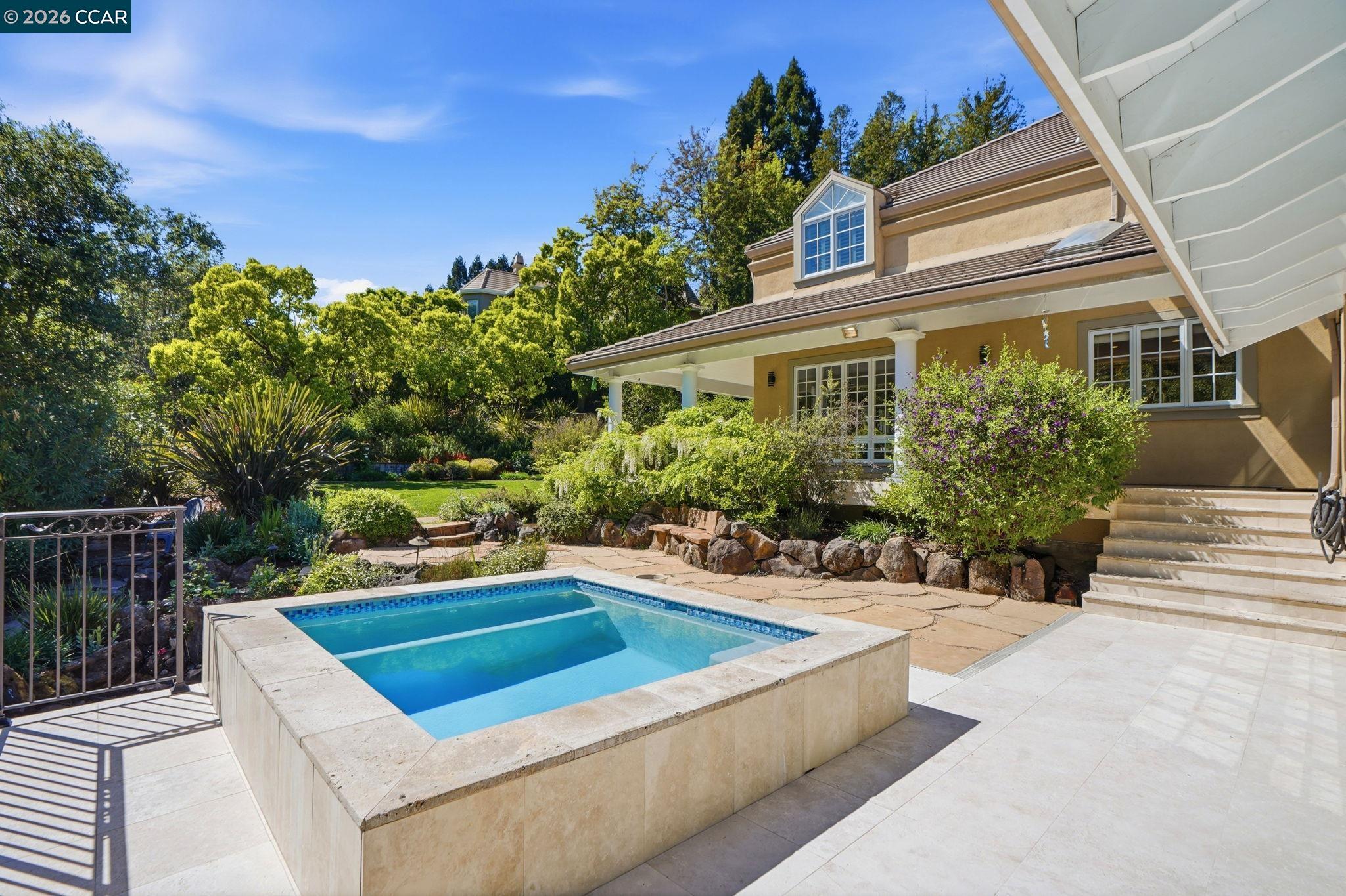 Detail Gallery Image 46 of 58 For 45 N Merrill Circle, Moraga,  CA 94556 - 4 Beds | 3/1 Baths