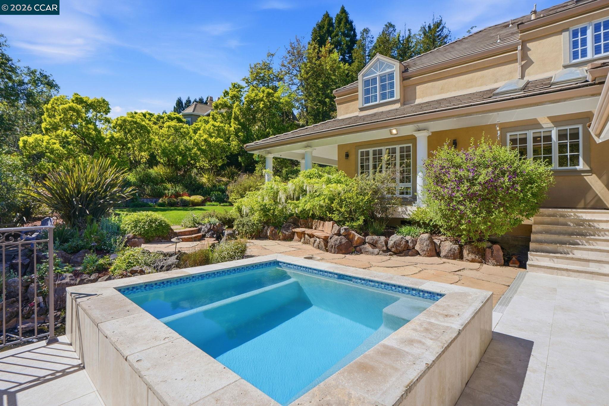 Detail Gallery Image 46 of 60 For 45 N Merrill Circle, Moraga,  CA 94556 - 4 Beds | 3/1 Baths