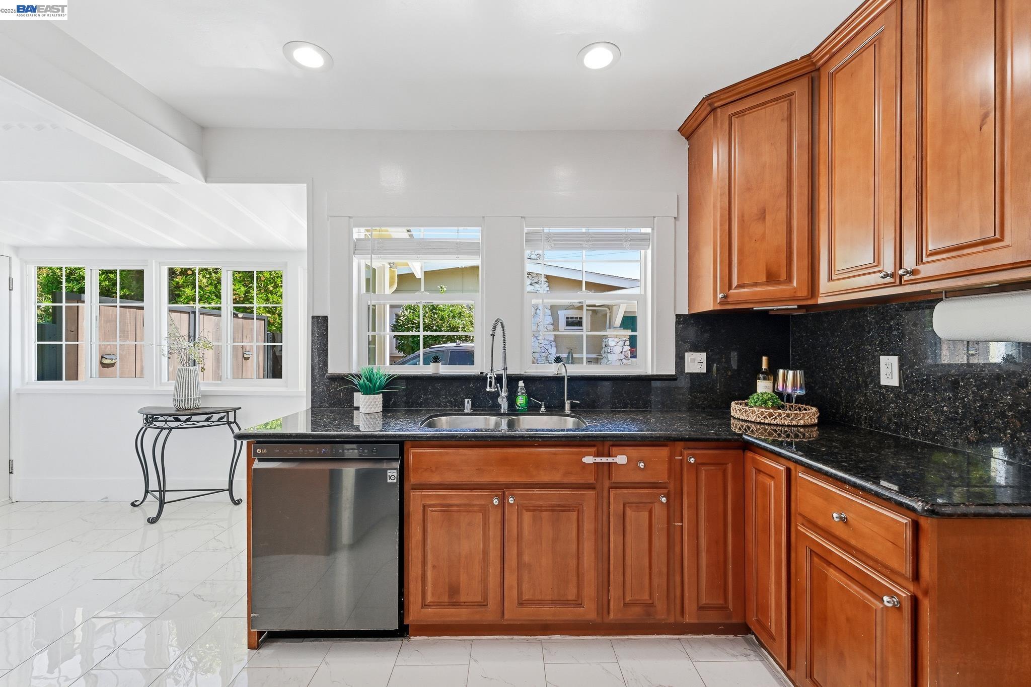 84 OAKES BLVD, San Leandro, CA, 94577