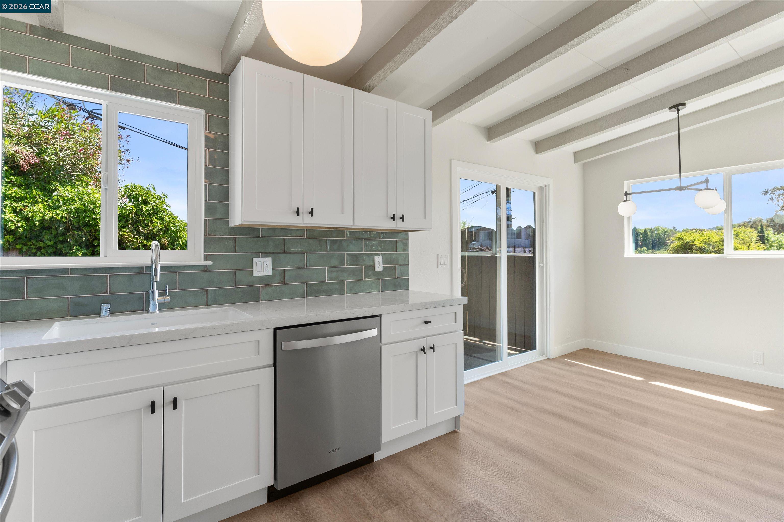 Detail Gallery Image 14 of 43 For 4661 Driftwood Ct, El Sobrante,  CA 94803 - 3 Beds | 2 Baths