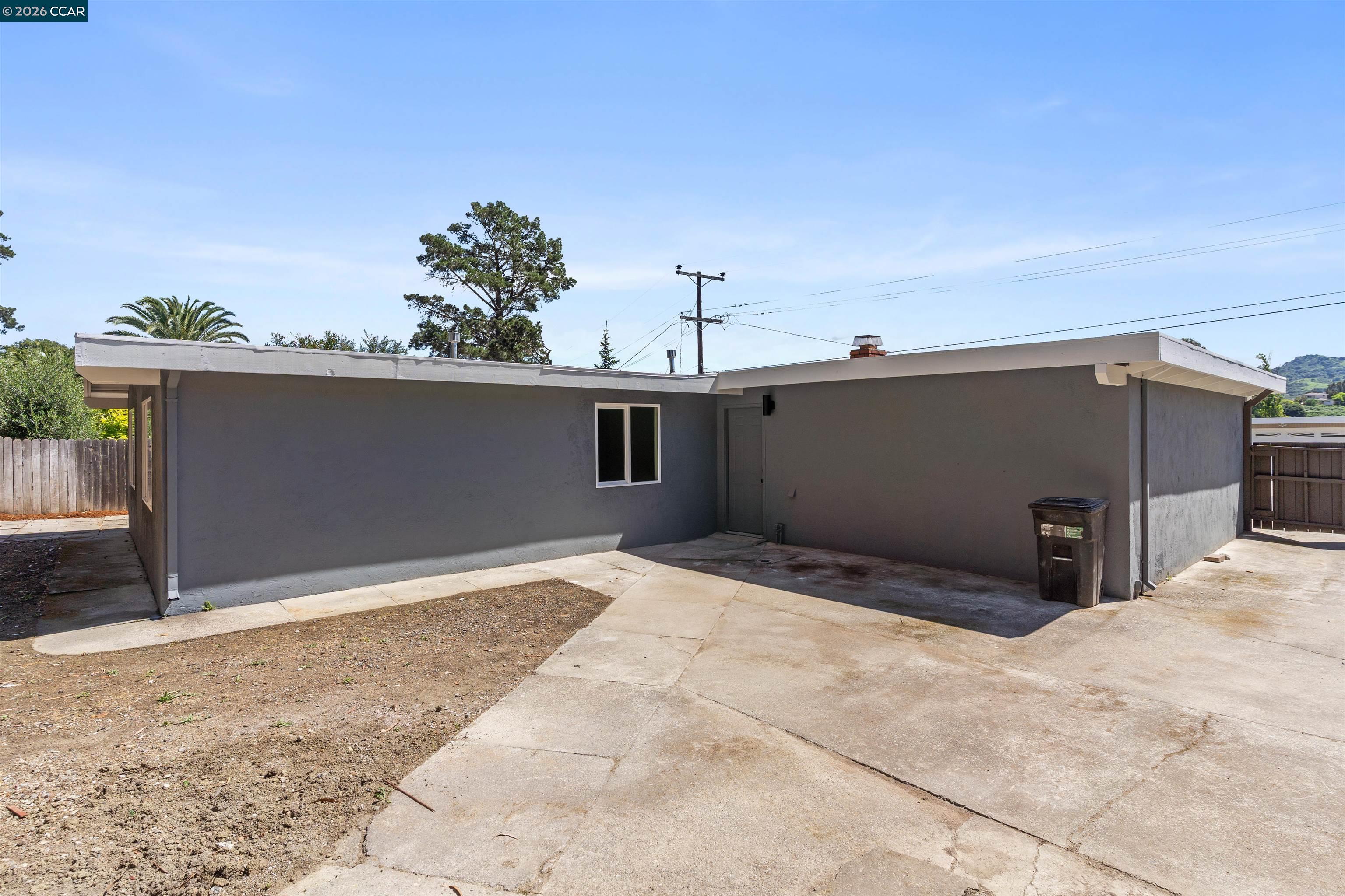 Detail Gallery Image 34 of 43 For 4661 Driftwood Ct, El Sobrante,  CA 94803 - 3 Beds | 2 Baths