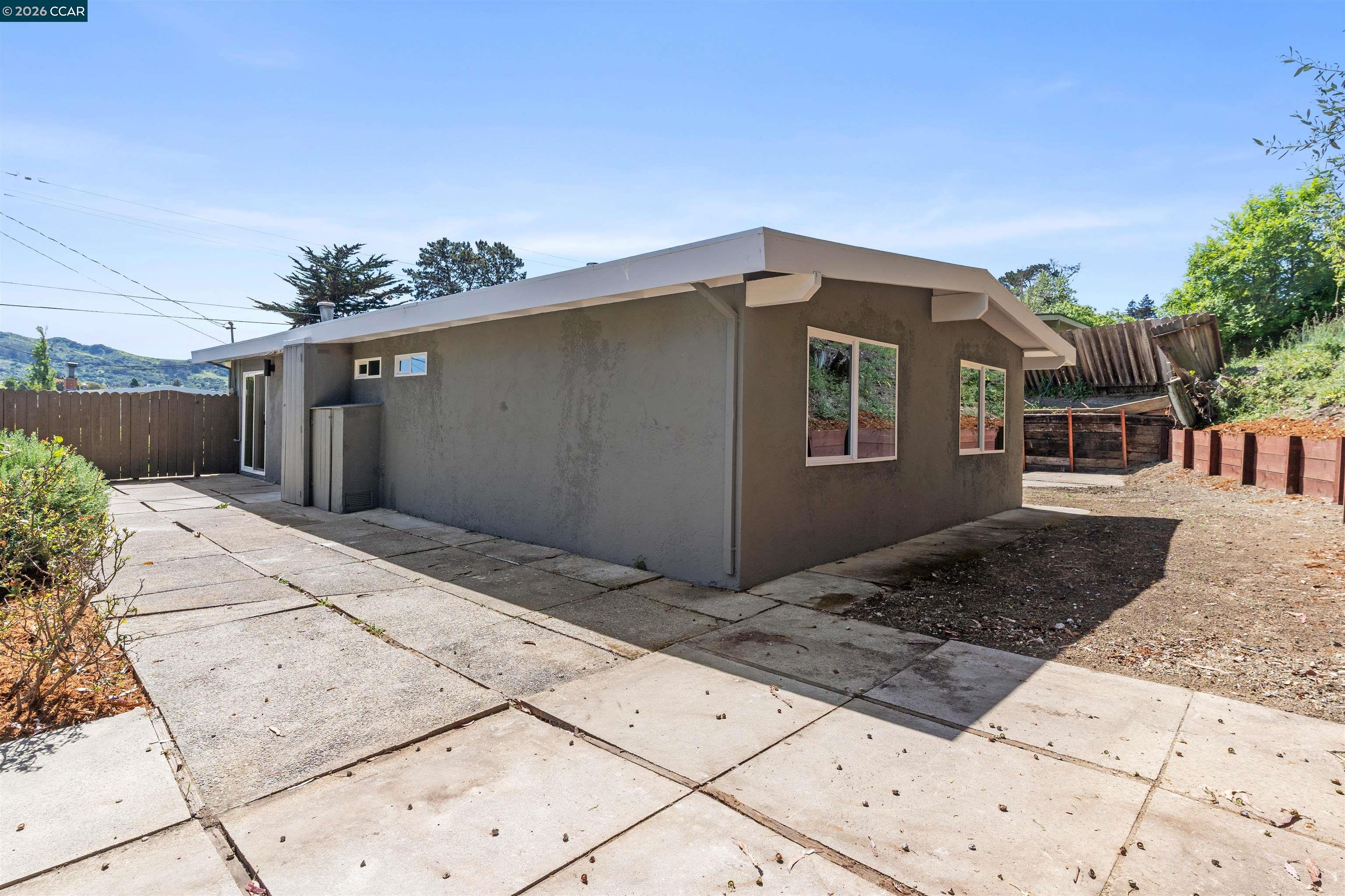 Detail Gallery Image 37 of 43 For 4661 Driftwood Ct, El Sobrante,  CA 94803 - 3 Beds | 2 Baths