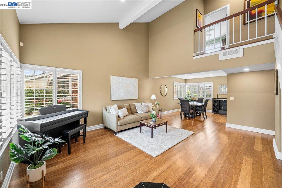 Detail Gallery Image 2 of 55 For 581 Tawny, Pleasanton,  CA 94566 - 4 Beds | 2 Baths