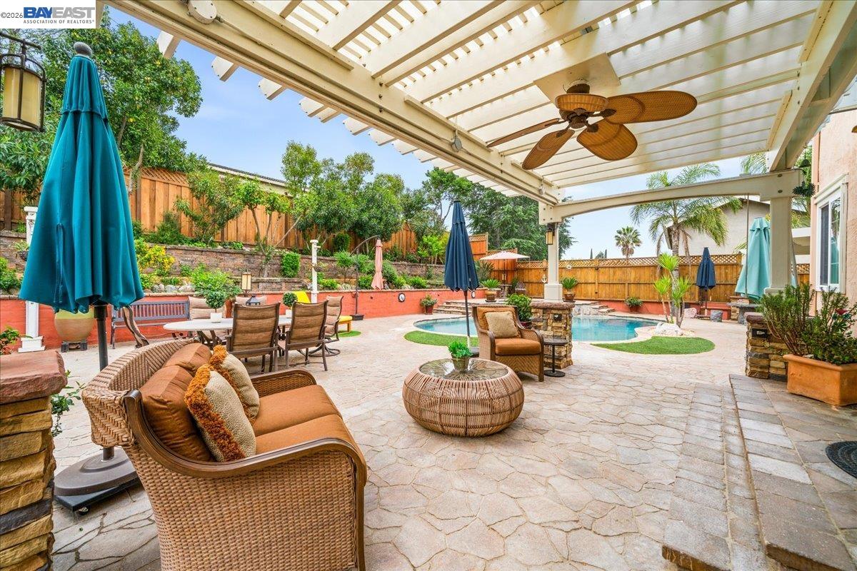 Detail Gallery Image 34 of 55 For 581 Tawny, Pleasanton,  CA 94566 - 4 Beds | 2 Baths