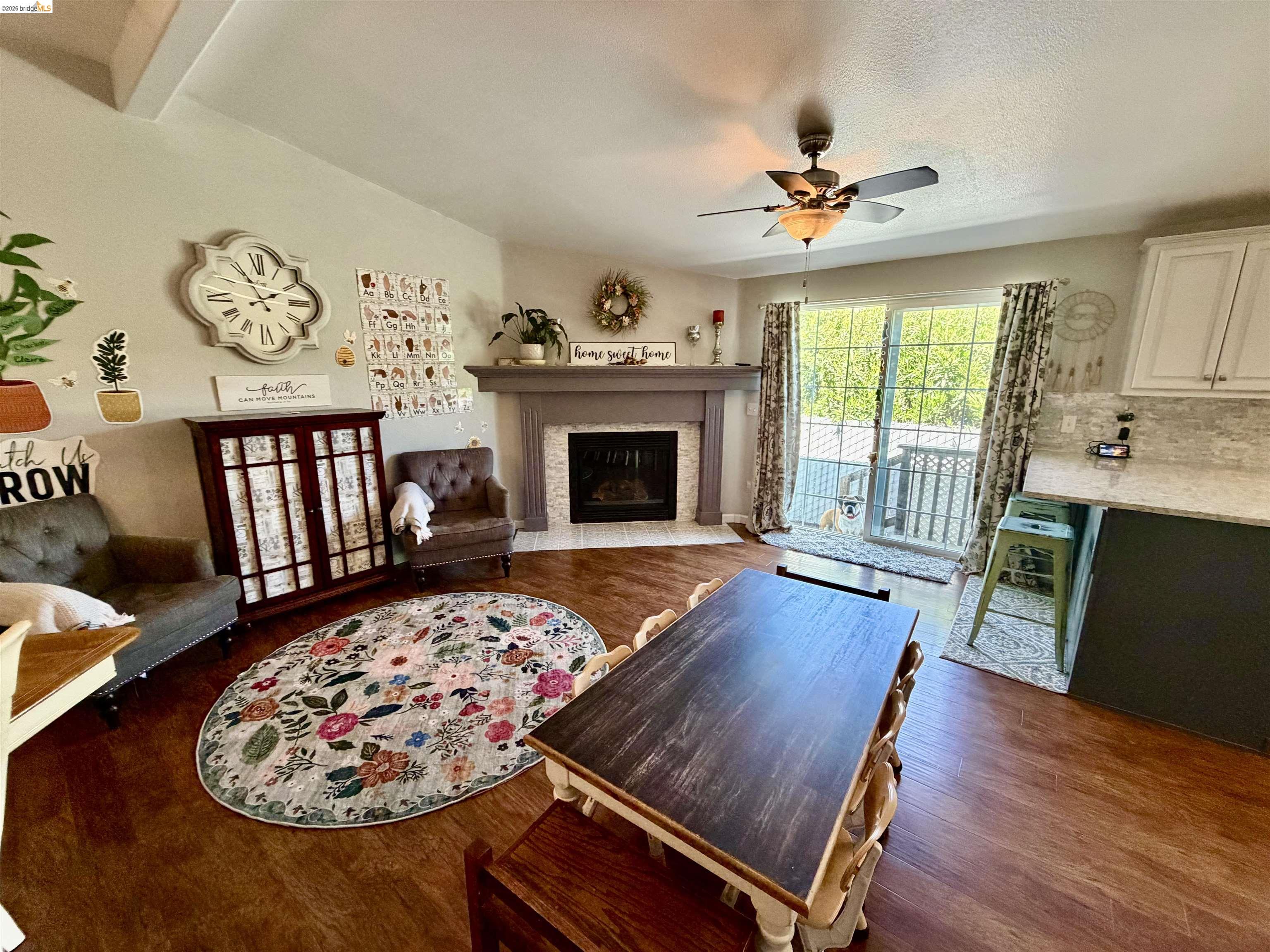 Detail Gallery Image 5 of 30 For 18550 Well House Dr, Jamestown,  CA 95327 - 3 Beds | 2 Baths