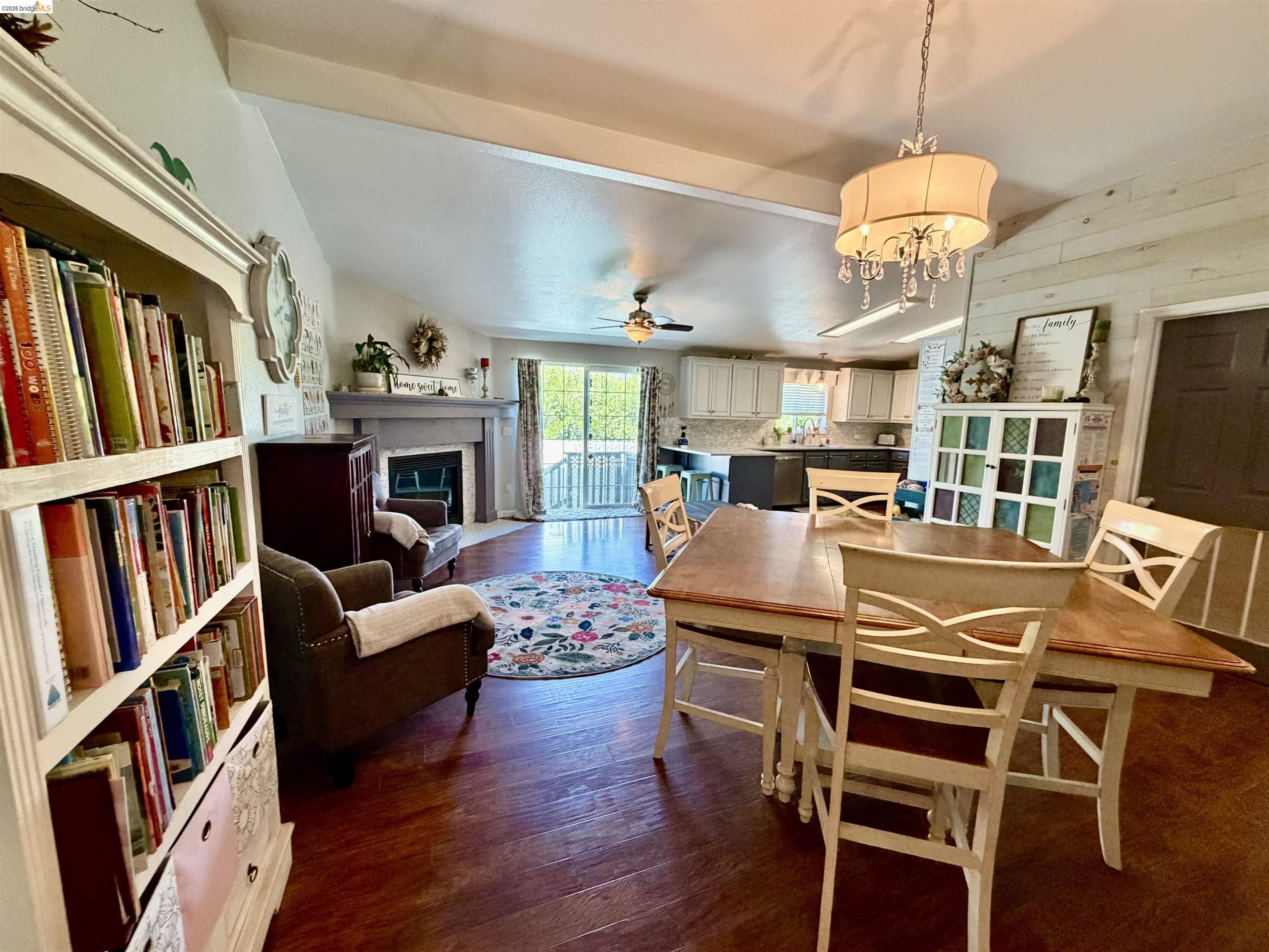 Detail Gallery Image 7 of 30 For 18550 Well House Dr, Jamestown,  CA 95327 - 3 Beds | 2 Baths