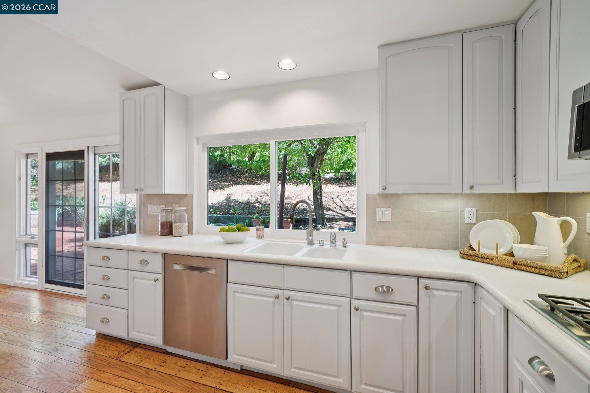 Detail Gallery Image 10 of 40 For 169 Natalie Dr, Moraga,  CA 94556 - 3 Beds | 2 Baths