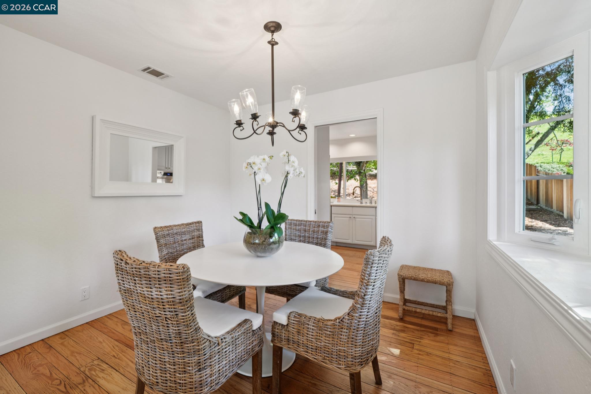 Detail Gallery Image 8 of 40 For 169 Natalie Dr, Moraga,  CA 94556 - 3 Beds | 2 Baths