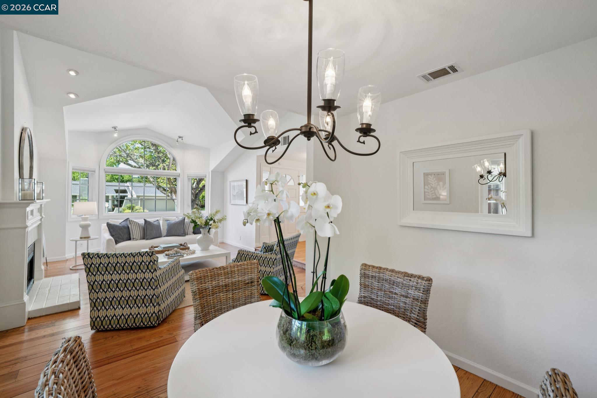 Detail Gallery Image 9 of 40 For 169 Natalie Dr, Moraga,  CA 94556 - 3 Beds | 2 Baths