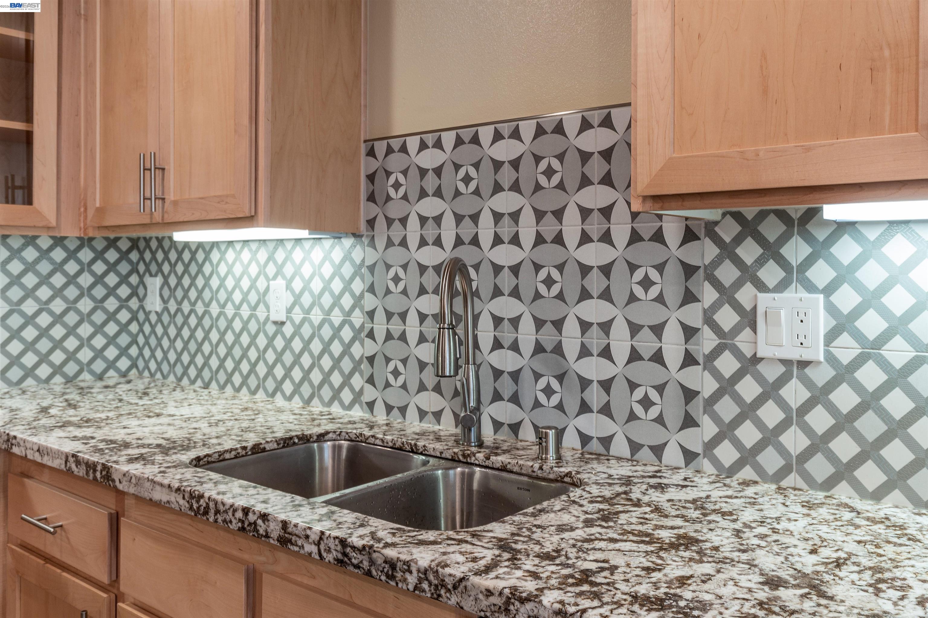 Detail Gallery Image 11 of 35 For 651 Elderberry Dr, Milpitas,  CA 95035 - 2 Beds | 2 Baths