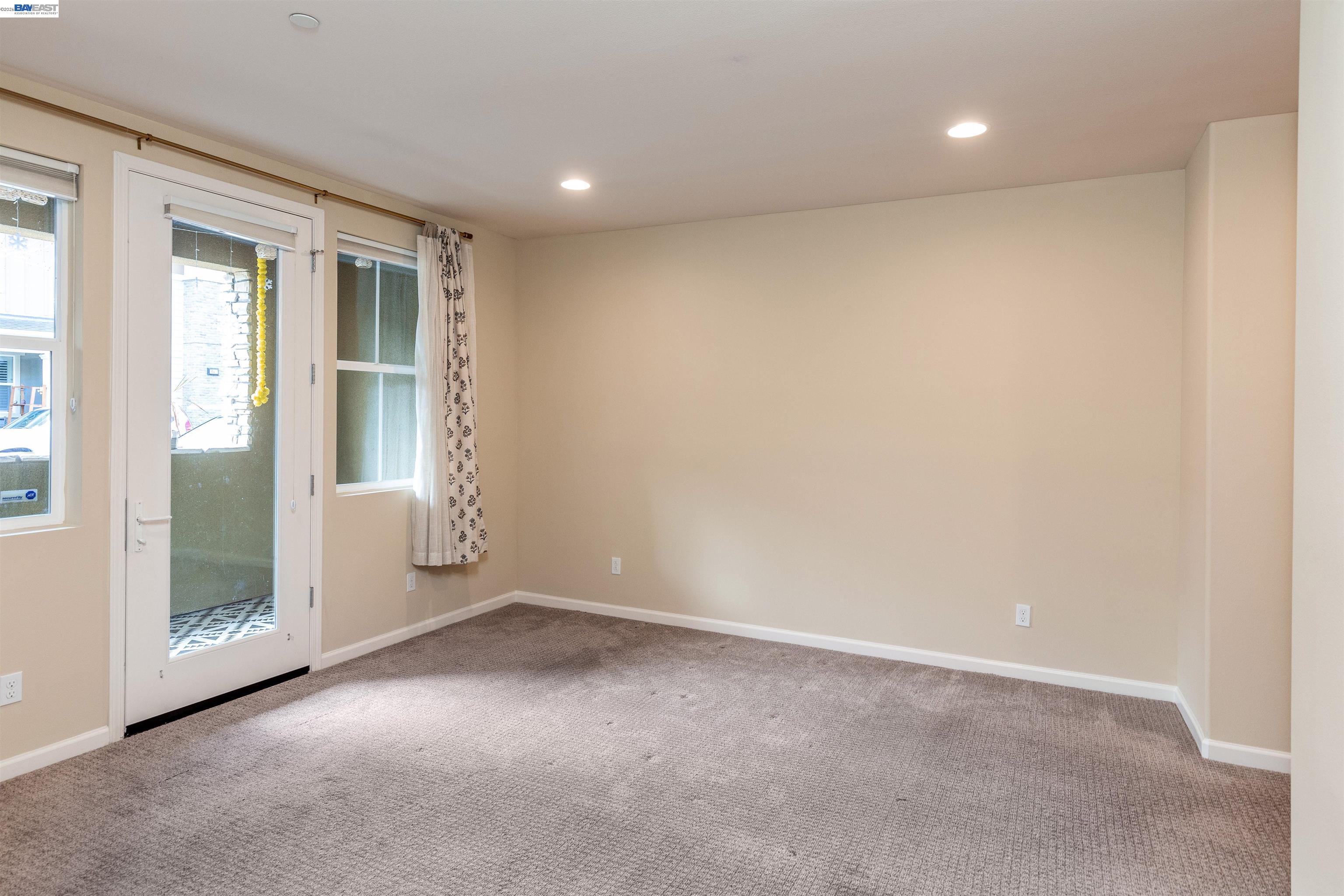 Detail Gallery Image 12 of 35 For 651 Elderberry Dr, Milpitas,  CA 95035 - 2 Beds | 2 Baths