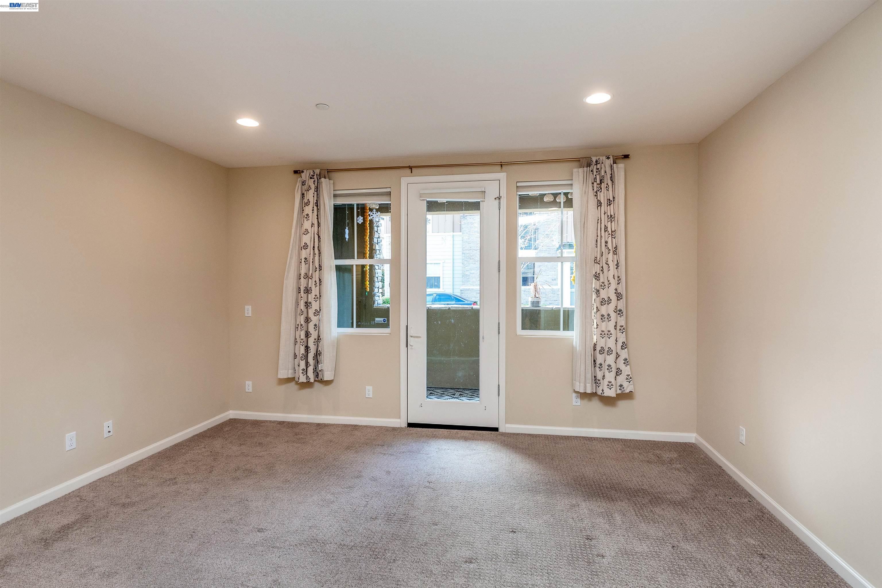 Detail Gallery Image 13 of 35 For 651 Elderberry Dr, Milpitas,  CA 95035 - 2 Beds | 2 Baths