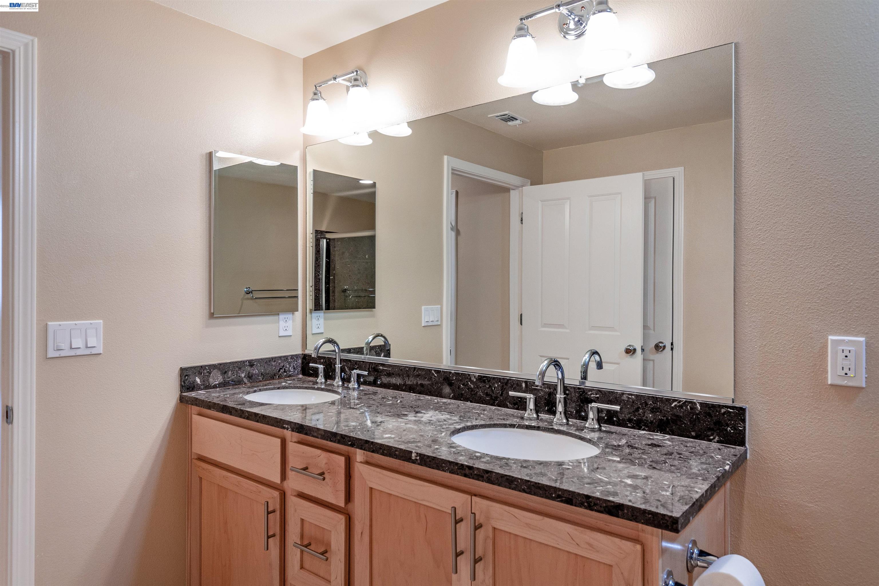 Detail Gallery Image 19 of 35 For 651 Elderberry Dr, Milpitas,  CA 95035 - 2 Beds | 2 Baths