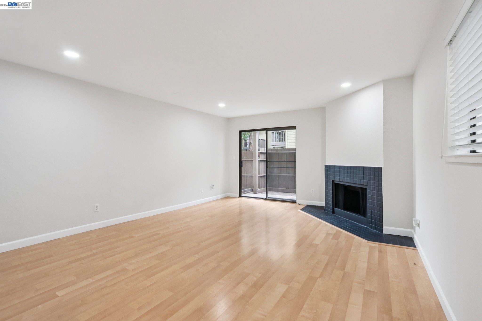 Photo #9: 41129762 Listing: Photo #9