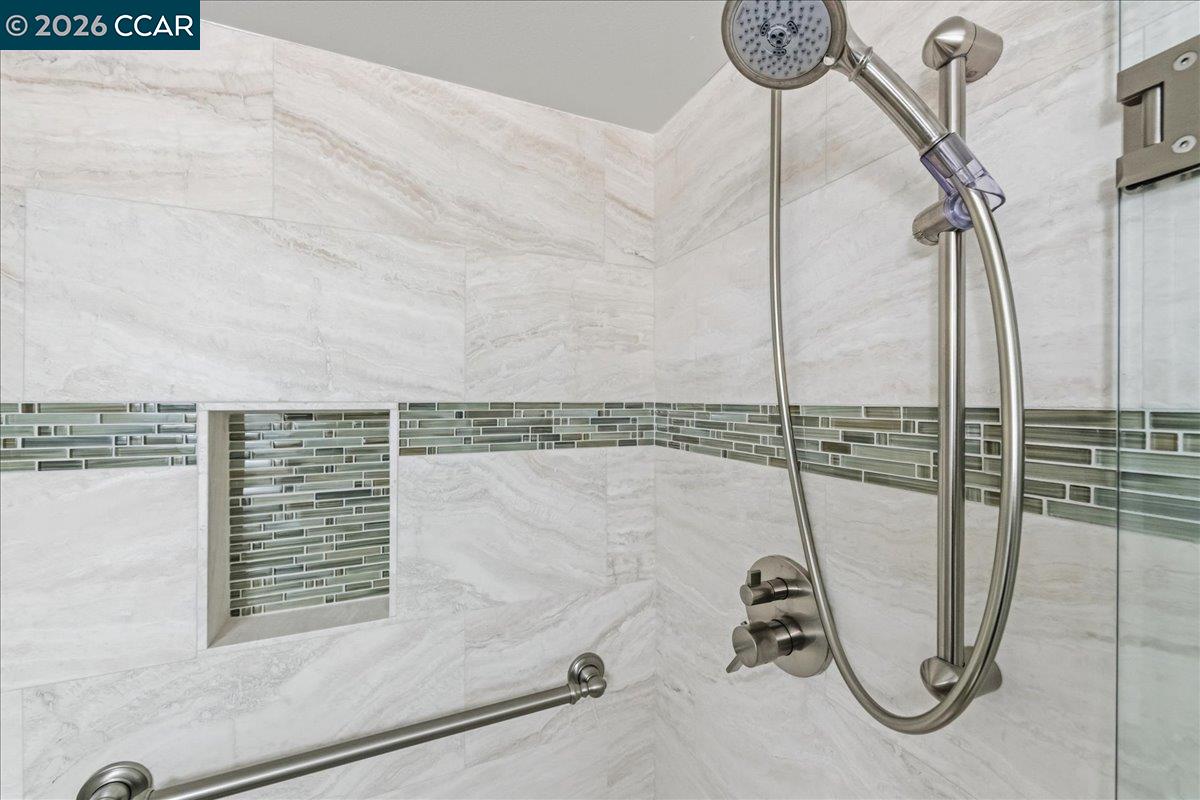 Photo #40: 41129763 Listing: Photo #40