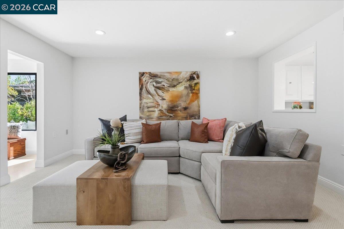 Photo #5: 41129763 Listing: Photo #5