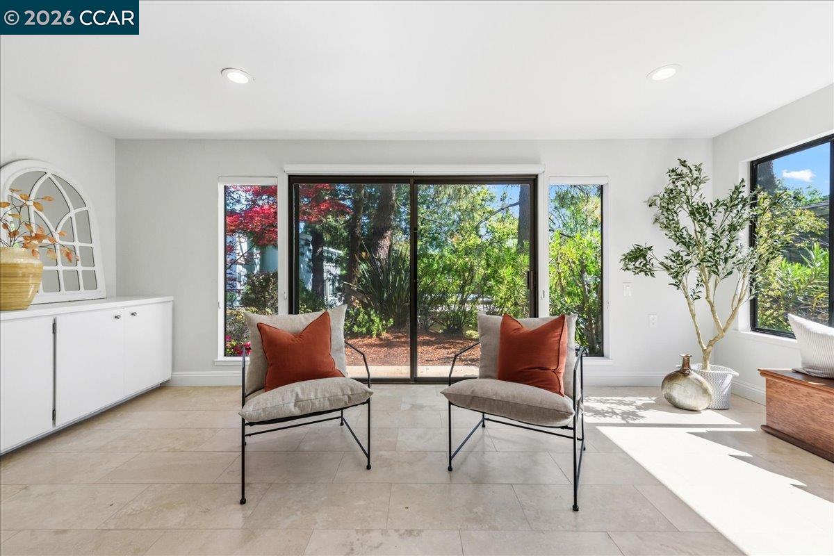 Photo #7: 41129763 Listing: Photo #7