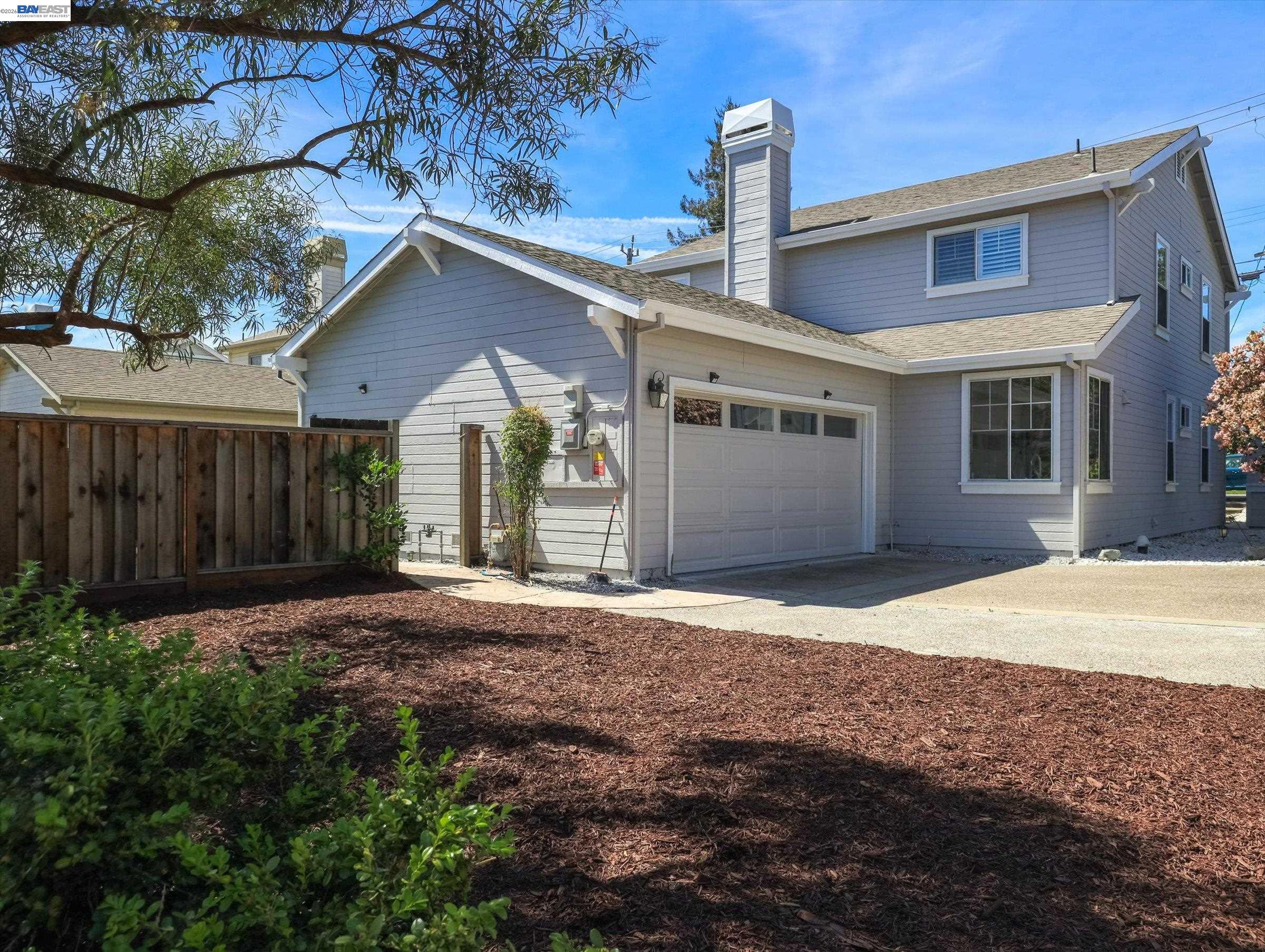 Detail Gallery Image 3 of 40 For 326 I St, Fremont,  CA 94536 - 4 Beds | 3 Baths