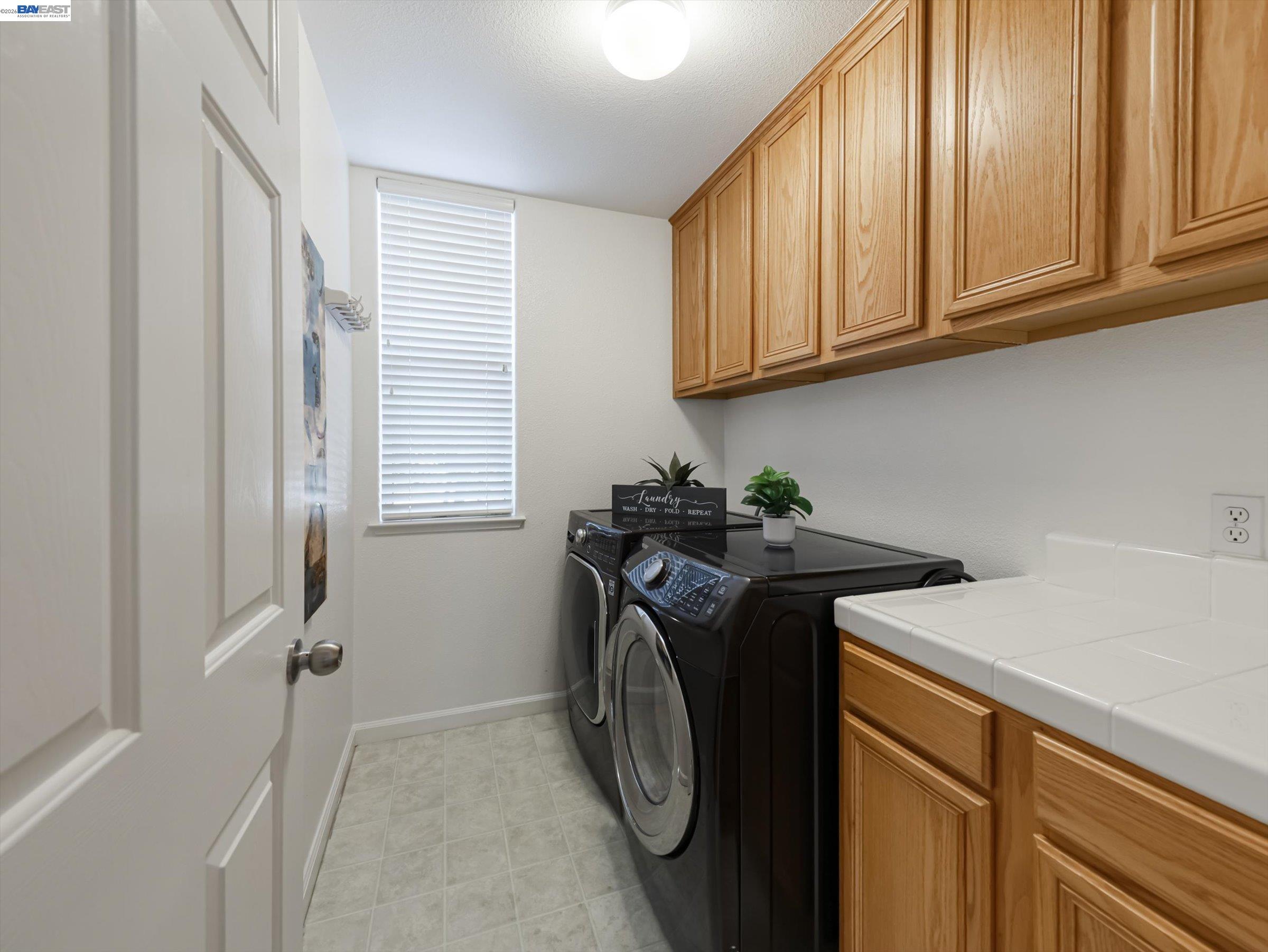 Detail Gallery Image 30 of 40 For 326 I St, Fremont,  CA 94536 - 4 Beds | 3 Baths