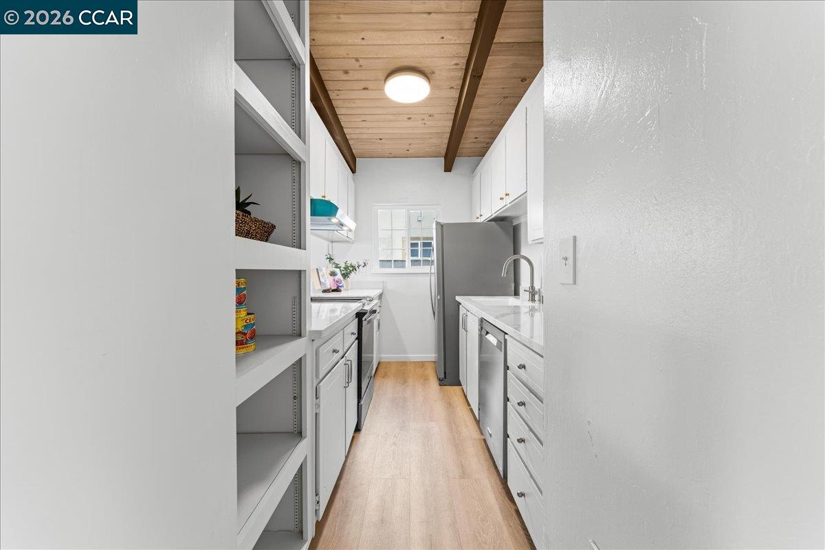 Detail Gallery Image 12 of 34 For 1735 David Ave, Concord,  CA 94518 - 4 Beds | 2 Baths