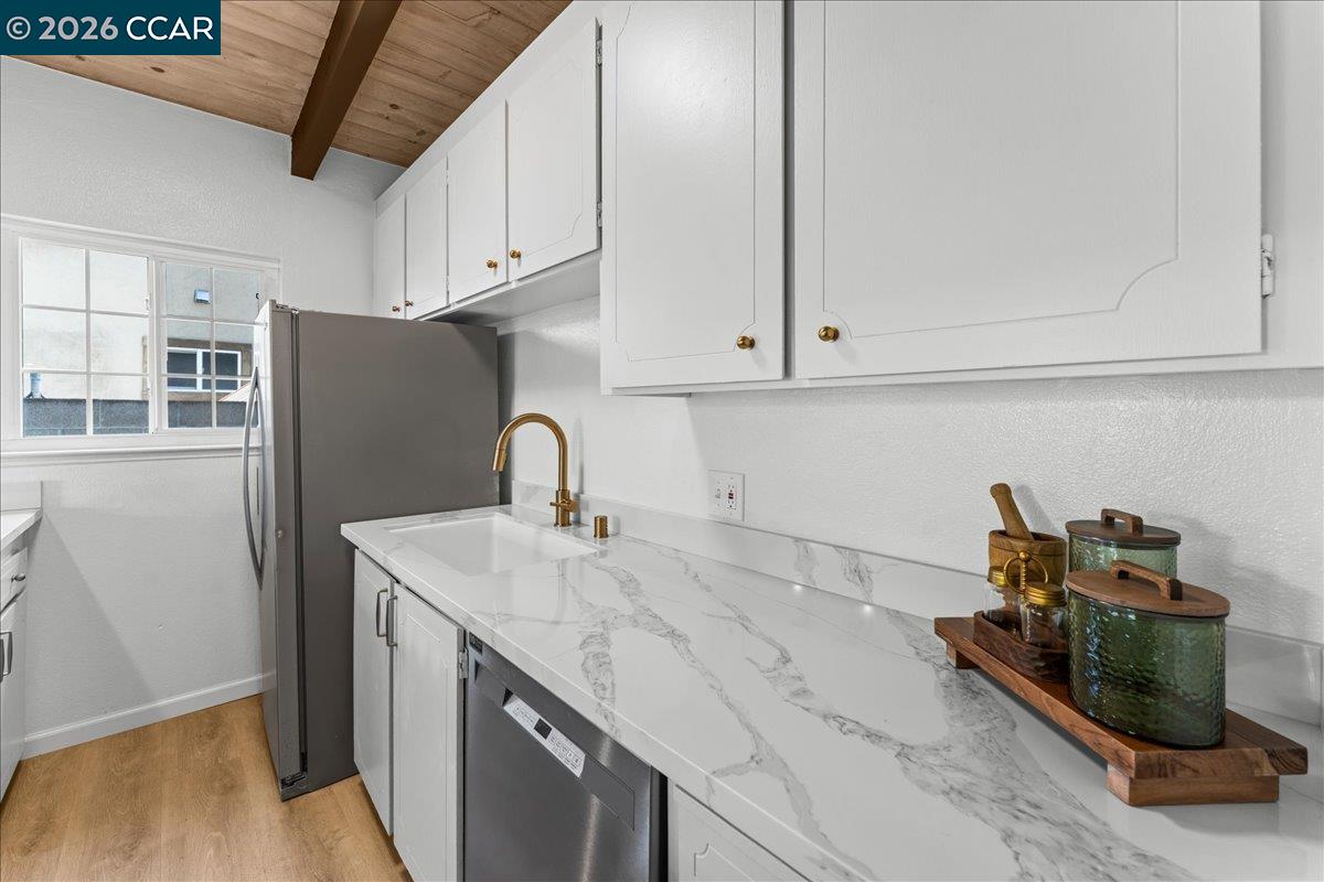 Detail Gallery Image 14 of 34 For 1735 David Ave, Concord,  CA 94518 - 4 Beds | 2 Baths