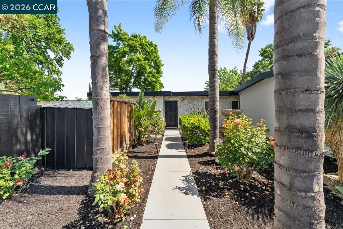 Detail Gallery Image 30 of 34 For 1735 David Ave, Concord,  CA 94518 - 4 Beds | 2 Baths