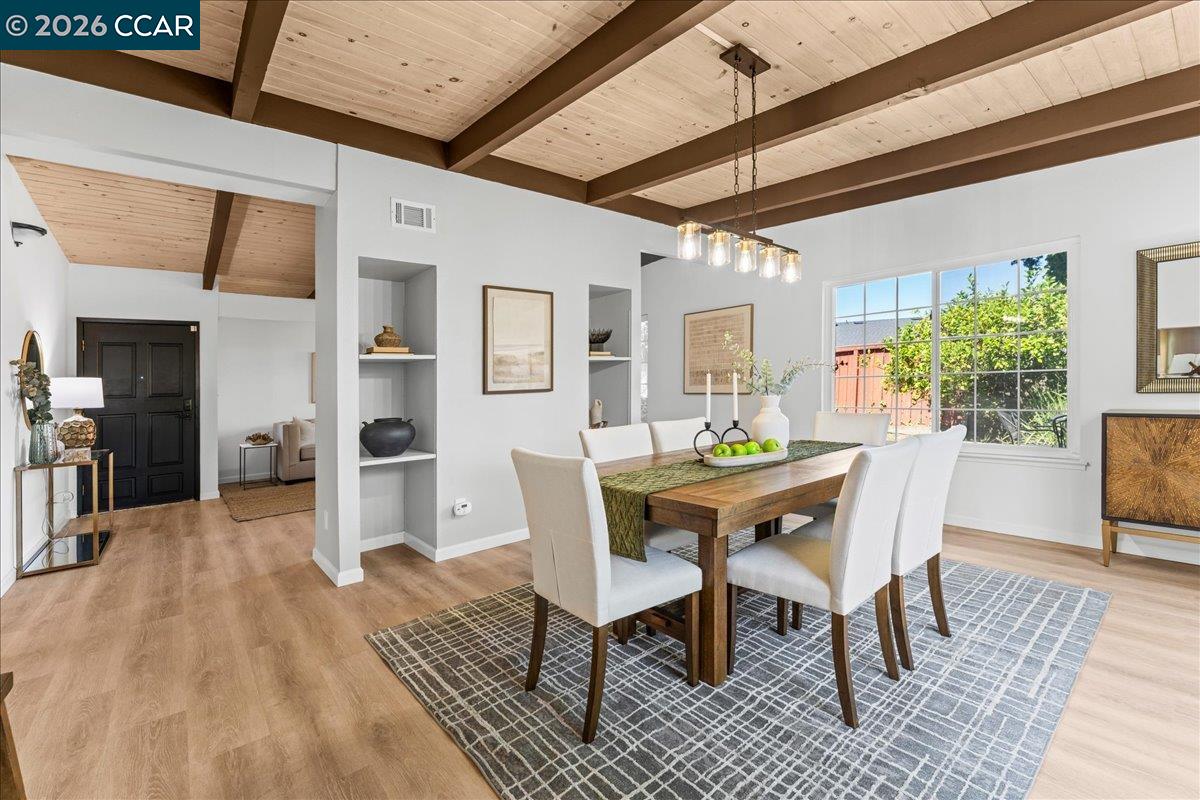 Detail Gallery Image 9 of 34 For 1735 David Ave, Concord,  CA 94518 - 4 Beds | 2 Baths