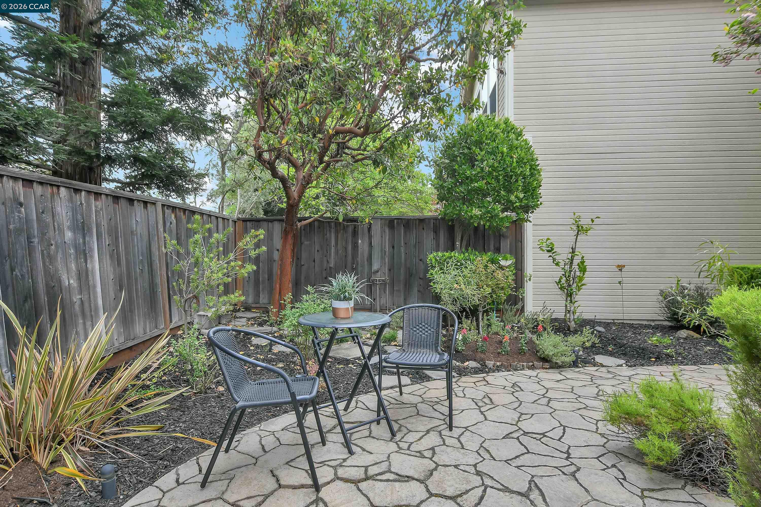 Detail Gallery Image 32 of 46 For 508 Valley View Court, Martinez,  CA 94553-3562 - 3 Beds | 2/1 Baths