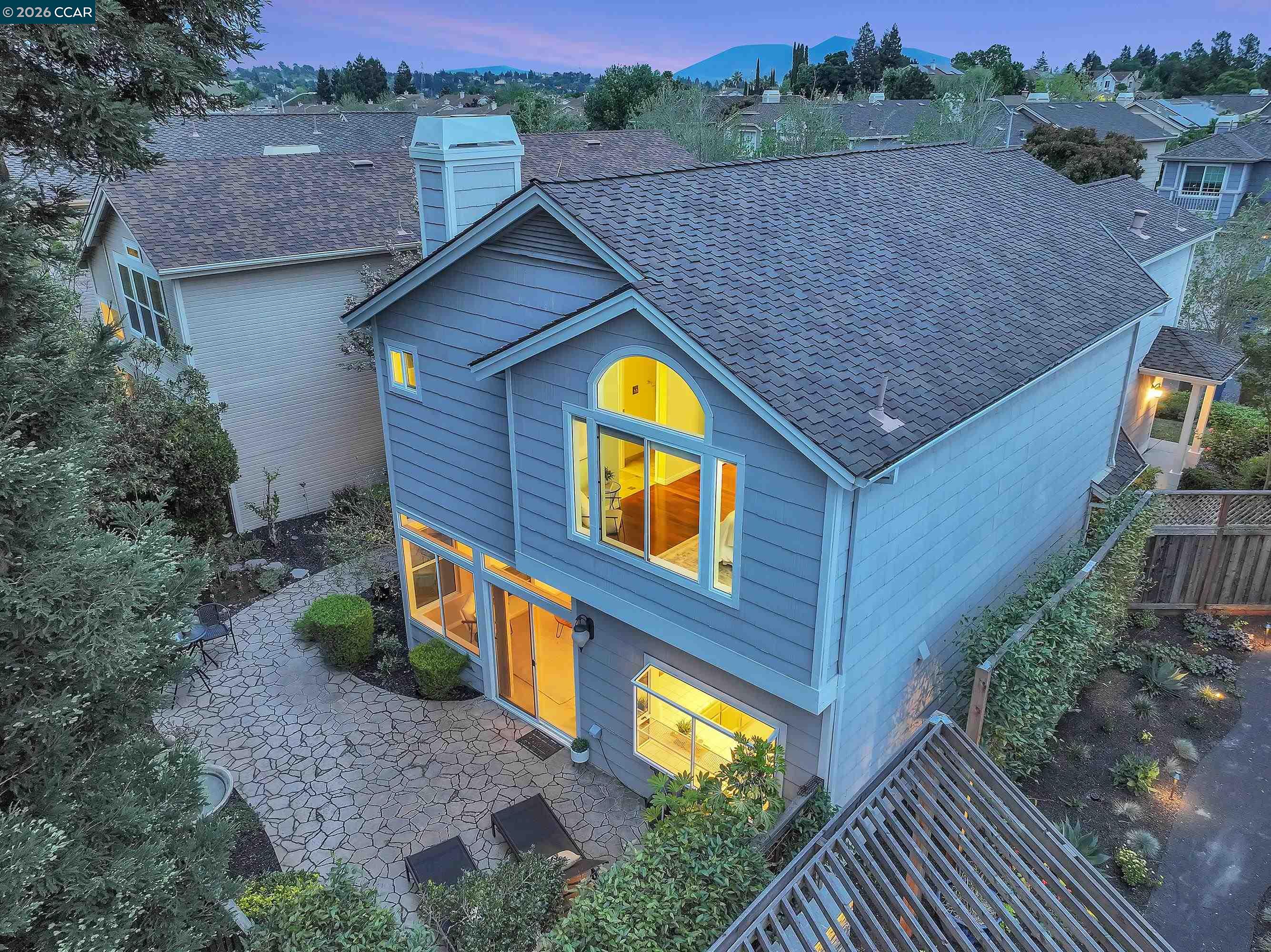 Detail Gallery Image 35 of 46 For 508 Valley View Court, Martinez,  CA 94553-3562 - 3 Beds | 2/1 Baths