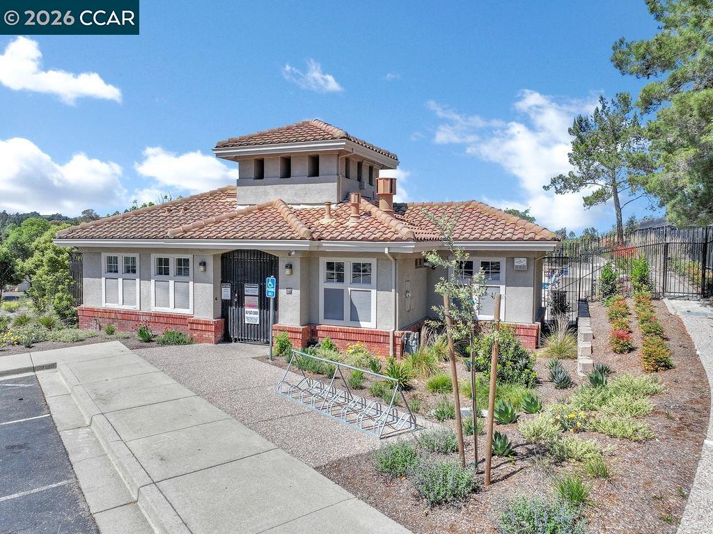 Detail Gallery Image 40 of 46 For 508 Valley View Court, Martinez,  CA 94553-3562 - 3 Beds | 2/1 Baths