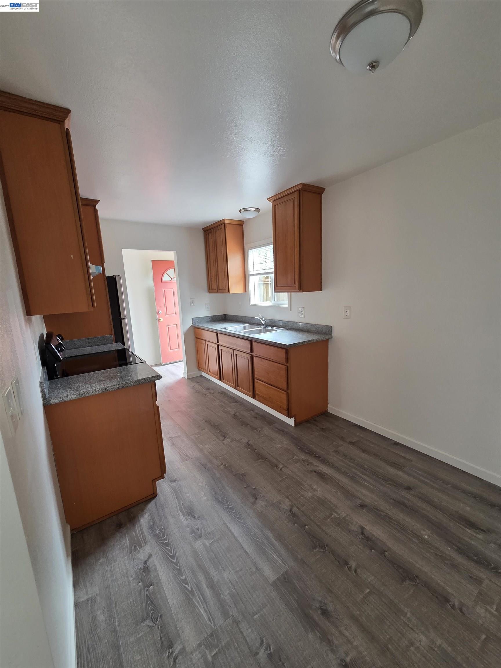 Detail Gallery Image 7 of 13 For 200 Westwood St, Vallejo,  CA 94591 - – Beds | – Baths