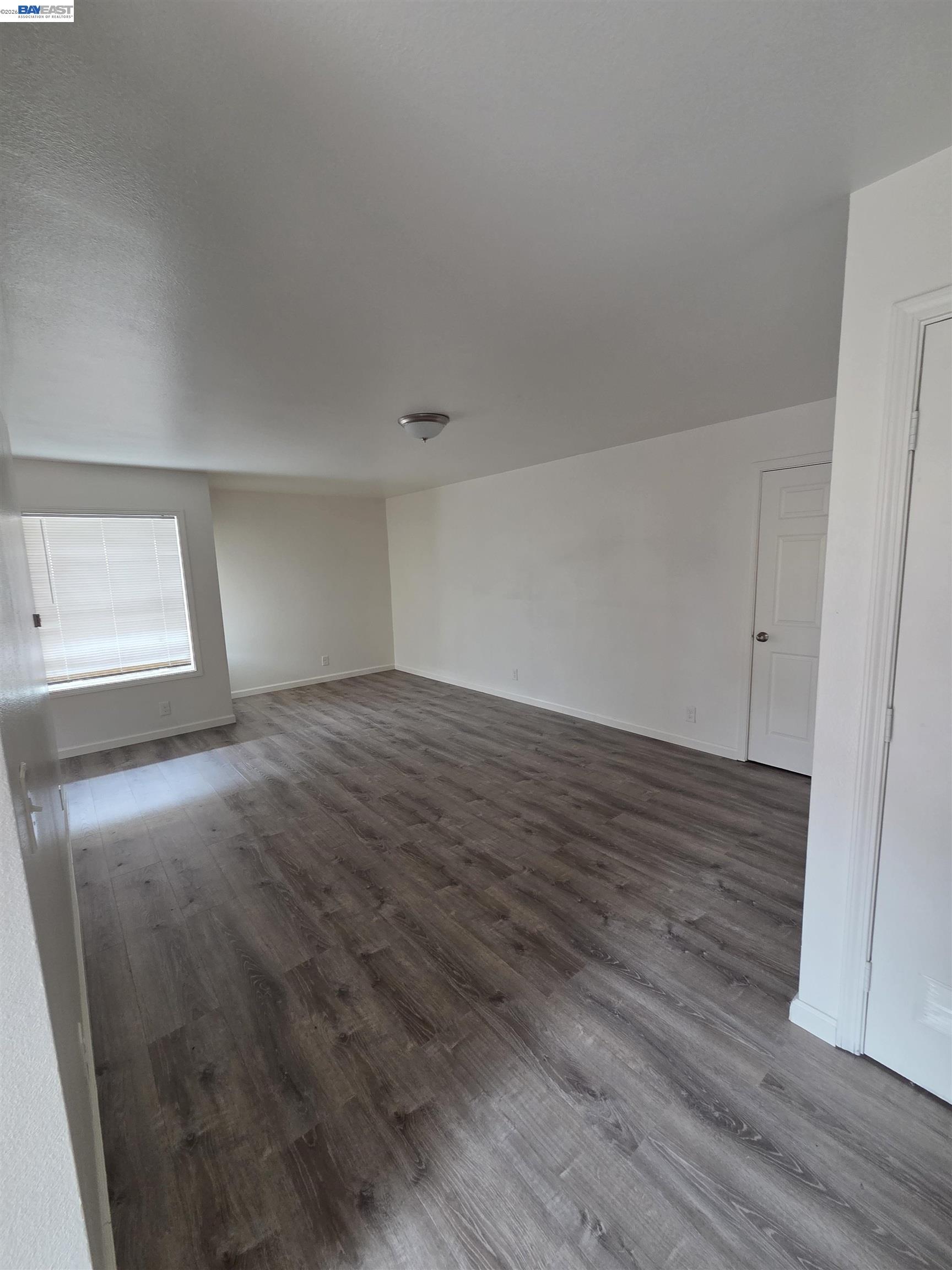 Detail Gallery Image 10 of 13 For 200 Westwood St, Vallejo,  CA 94591 - – Beds | – Baths