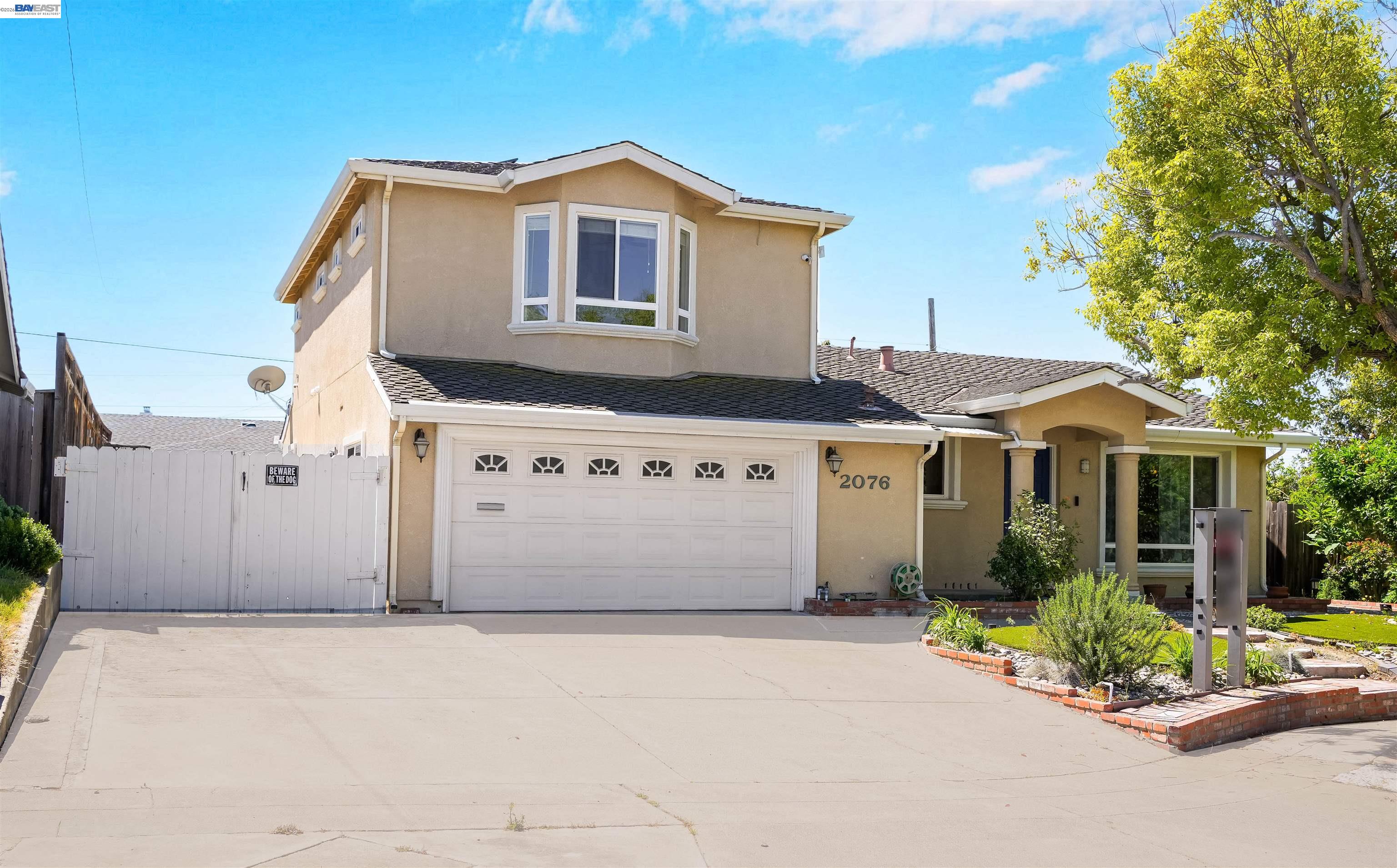 Detail Gallery Image 3 of 75 For 2076 Mento Dr, Fremont,  CA 94539 - 5 Beds | 4 Baths