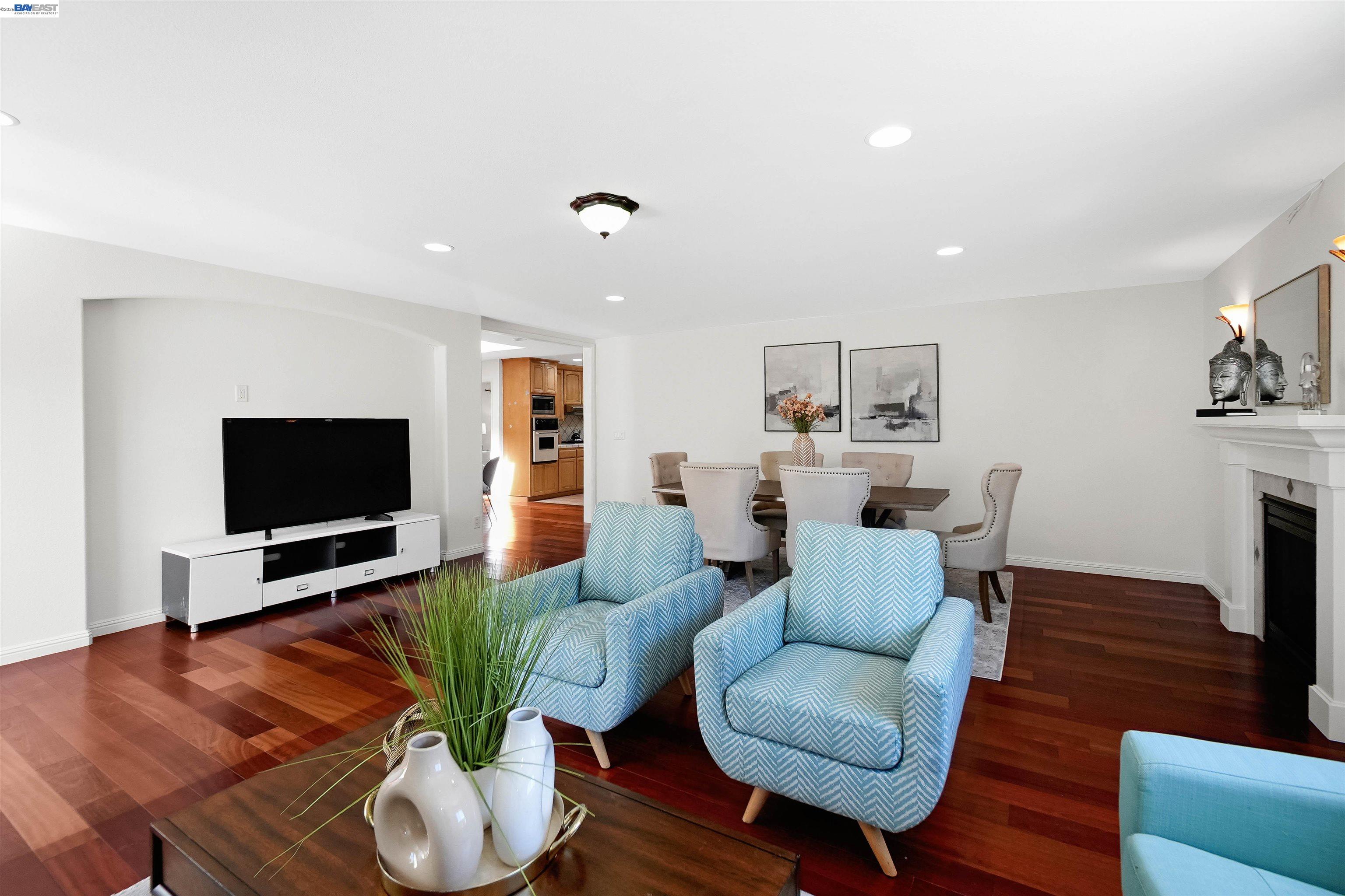 Detail Gallery Image 24 of 75 For 2076 Mento Dr, Fremont,  CA 94539 - 5 Beds | 4 Baths