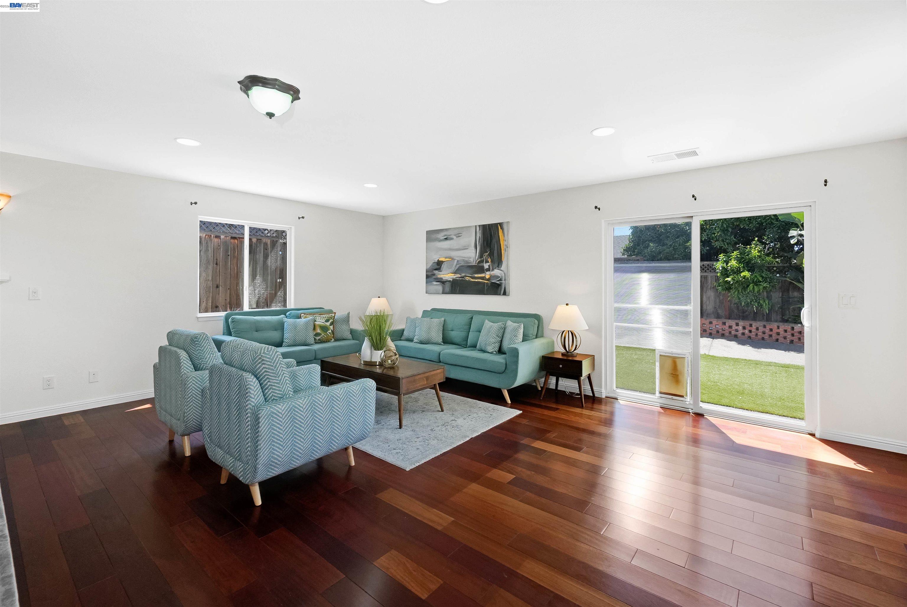 Detail Gallery Image 26 of 75 For 2076 Mento Dr, Fremont,  CA 94539 - 5 Beds | 4 Baths