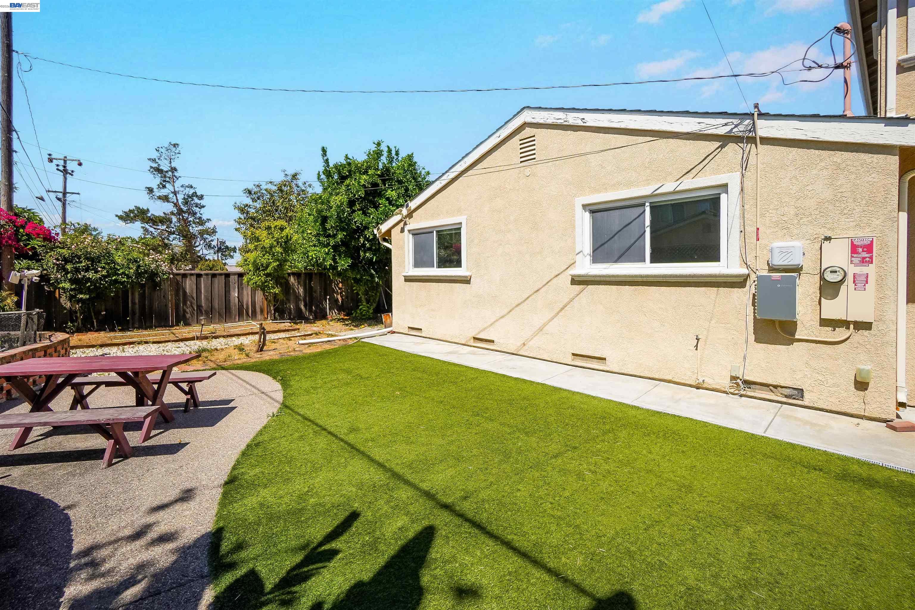 Detail Gallery Image 46 of 75 For 2076 Mento Dr, Fremont,  CA 94539 - 5 Beds | 4 Baths