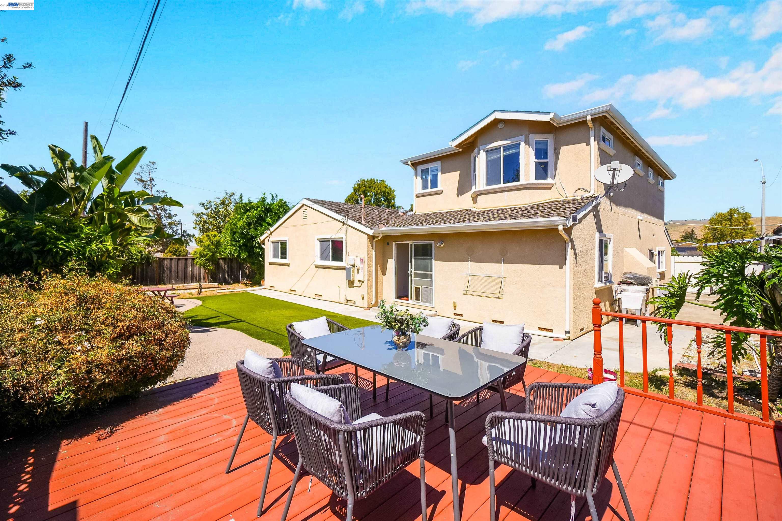 Detail Gallery Image 52 of 75 For 2076 Mento Dr, Fremont,  CA 94539 - 5 Beds | 4 Baths