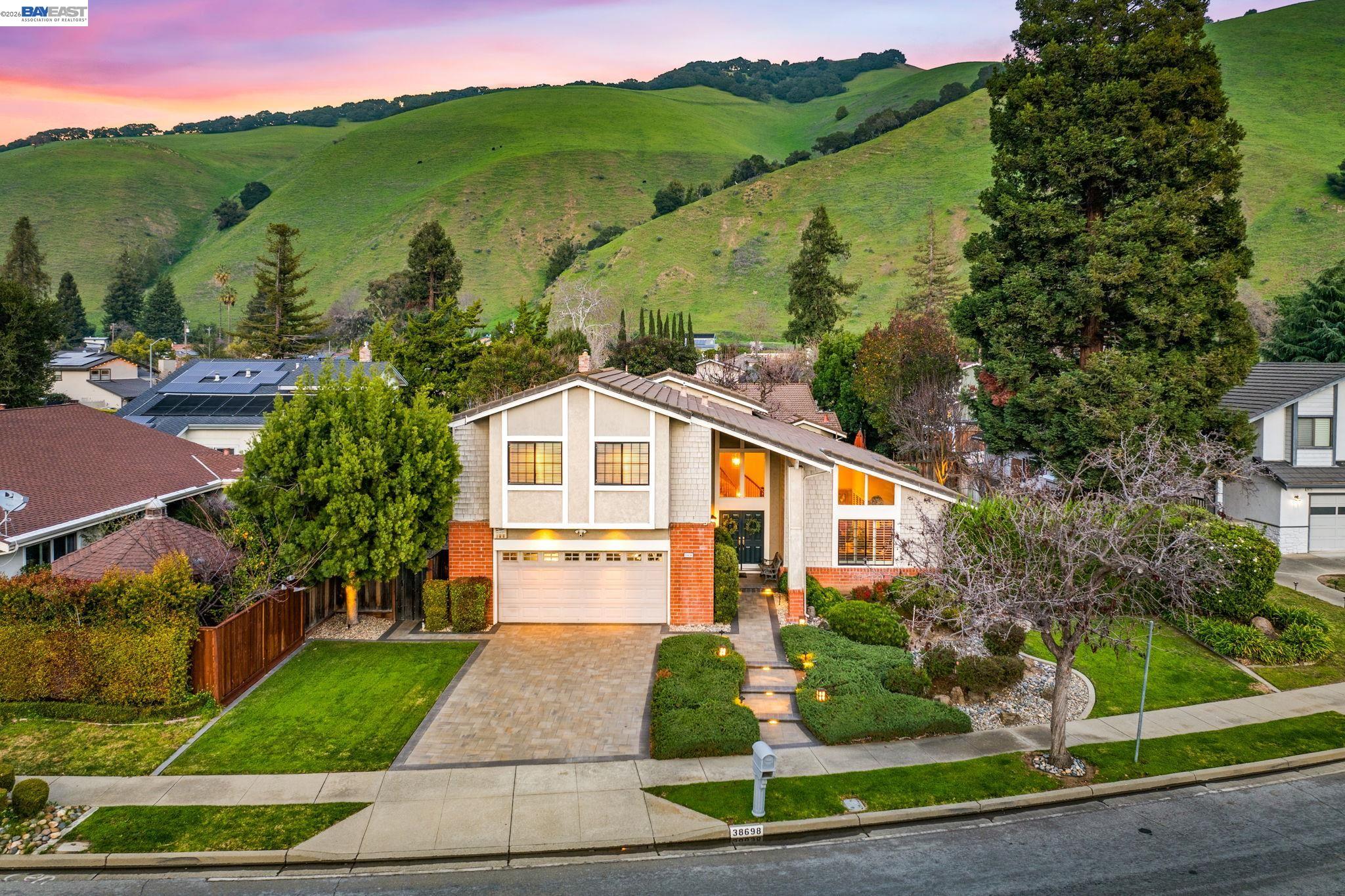 Detail Gallery Image 2 of 62 For 38698 Chrisholm Pl, Fremont,  CA 94536 - 4 Beds | 3 Baths