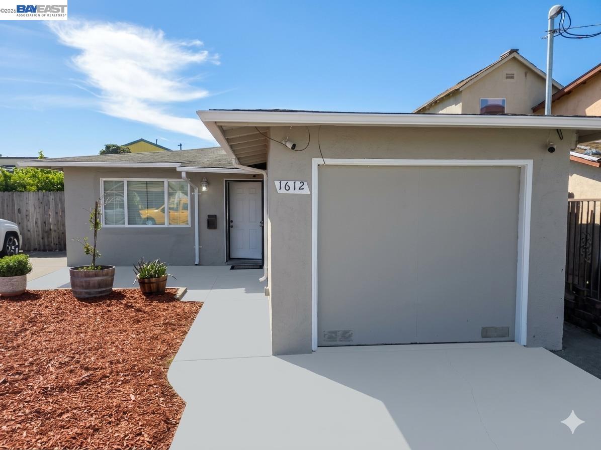 2190 Giant Rd, San Pablo, CA, 94806