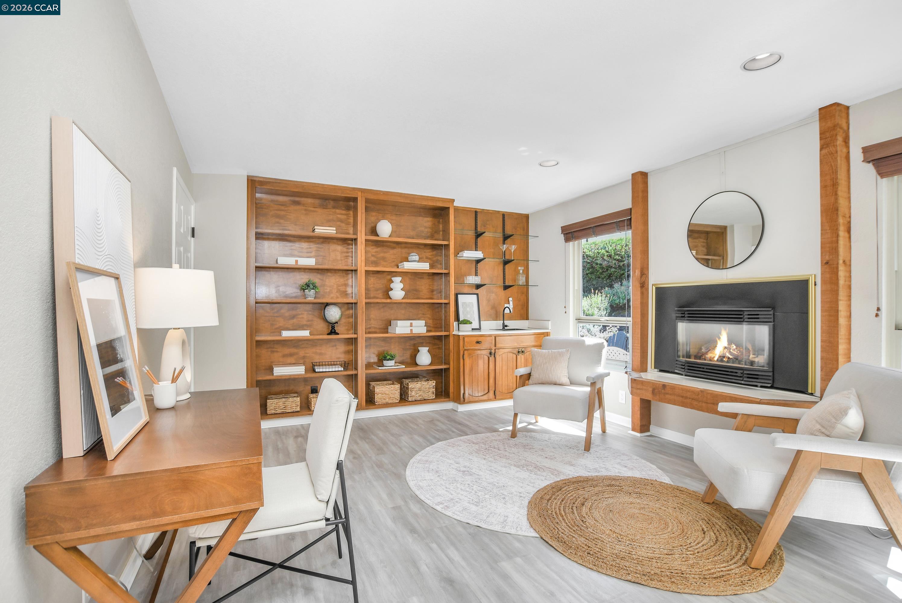 Detail Gallery Image 18 of 59 For 975 Calle Verde, Martinez,  CA 94553 - 4 Beds | 2/1 Baths