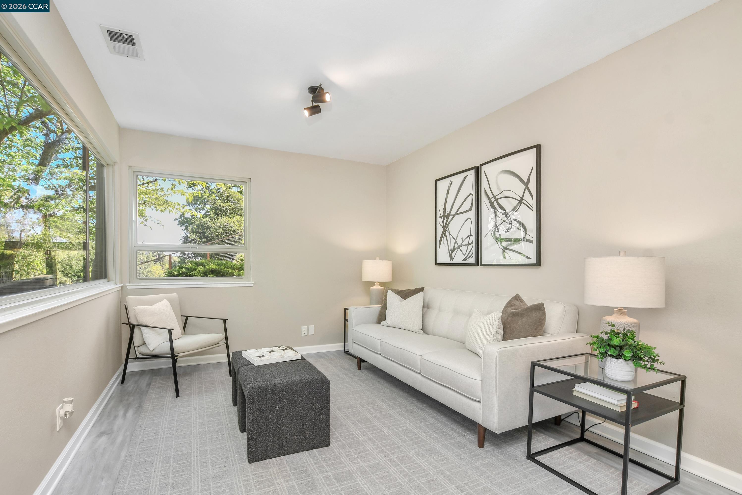 Detail Gallery Image 26 of 59 For 975 Calle Verde, Martinez,  CA 94553 - 4 Beds | 2/1 Baths