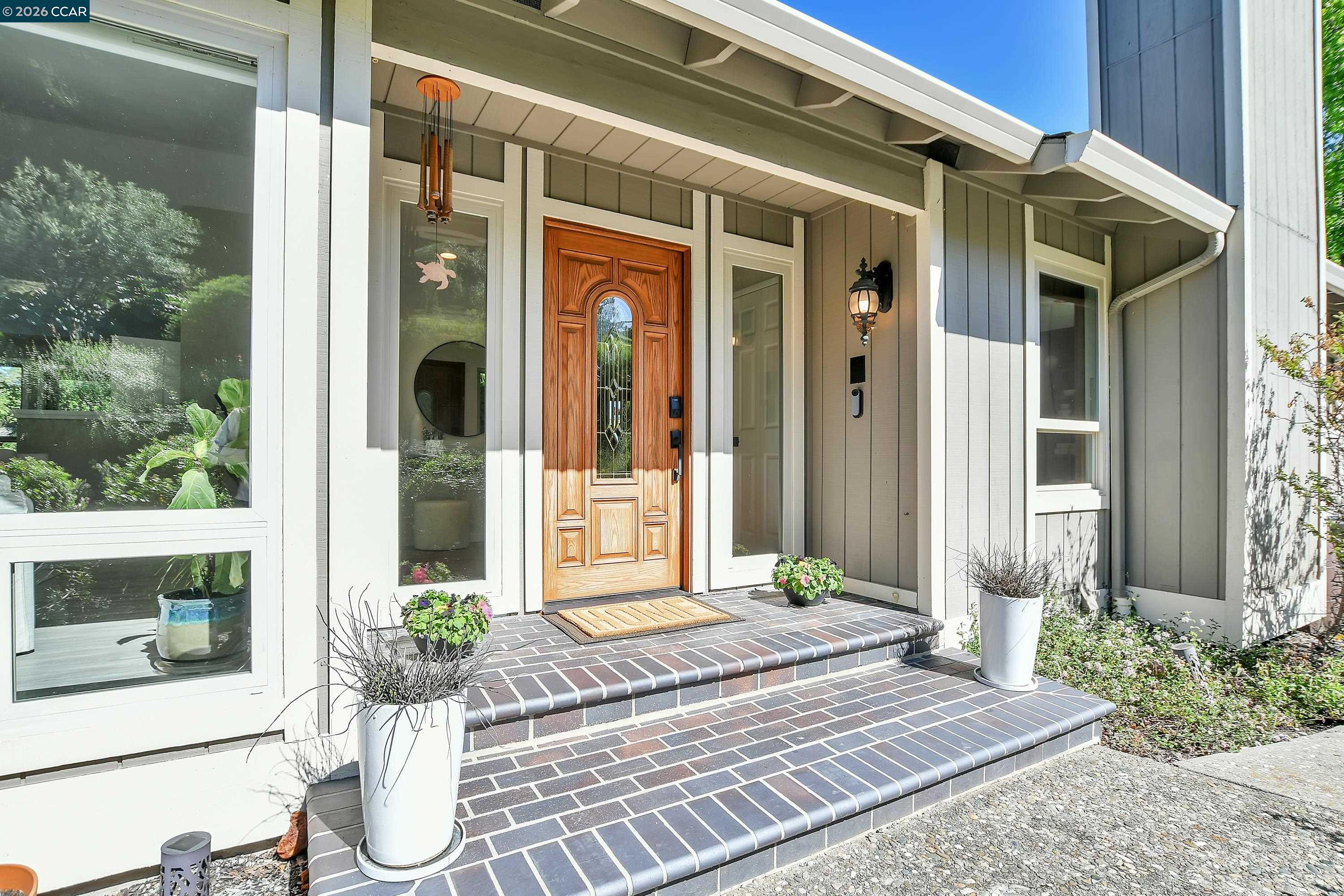 975 Calle Verde, Martinez, CA, 94553