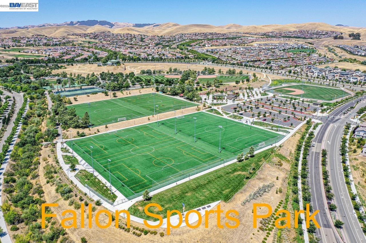 Photo #2: 41129794 Listing: Photo #2