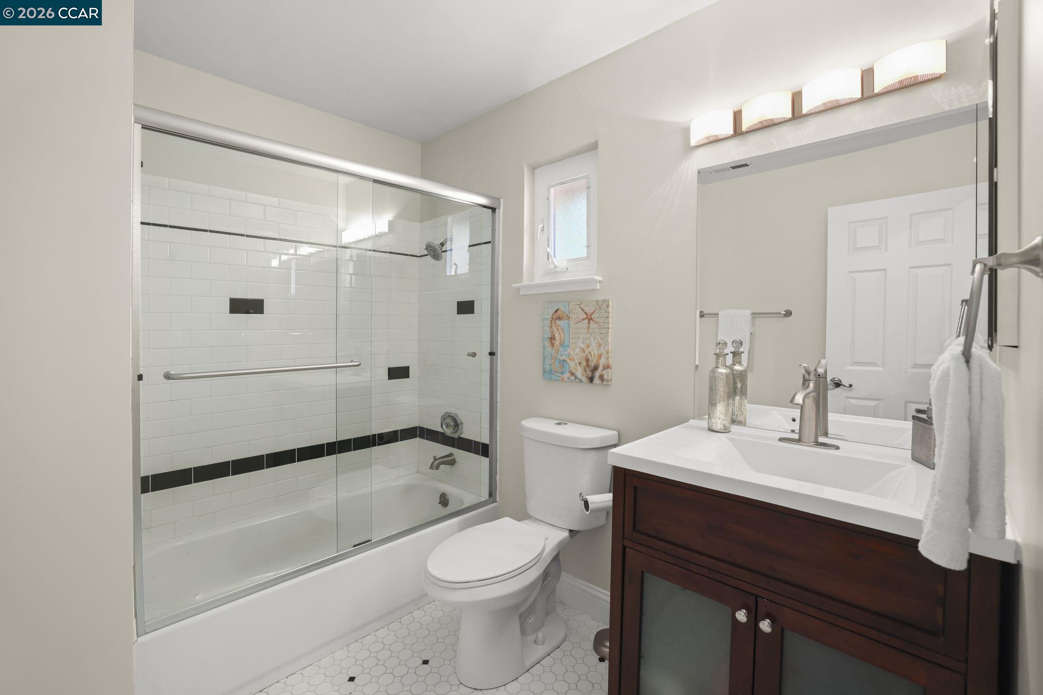 Photo #21: 41129806 Listing: Photo #21