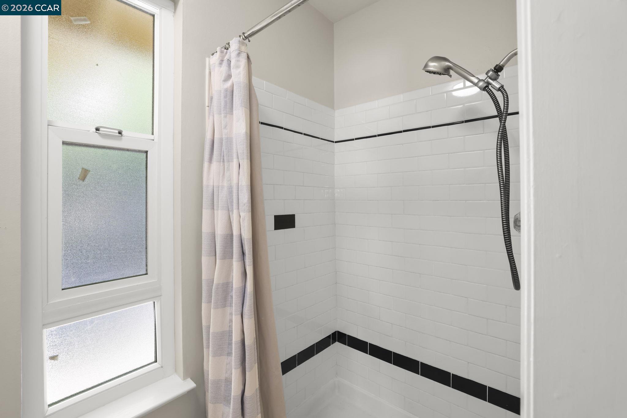 Photo #23: 41129806 Listing: Photo #23