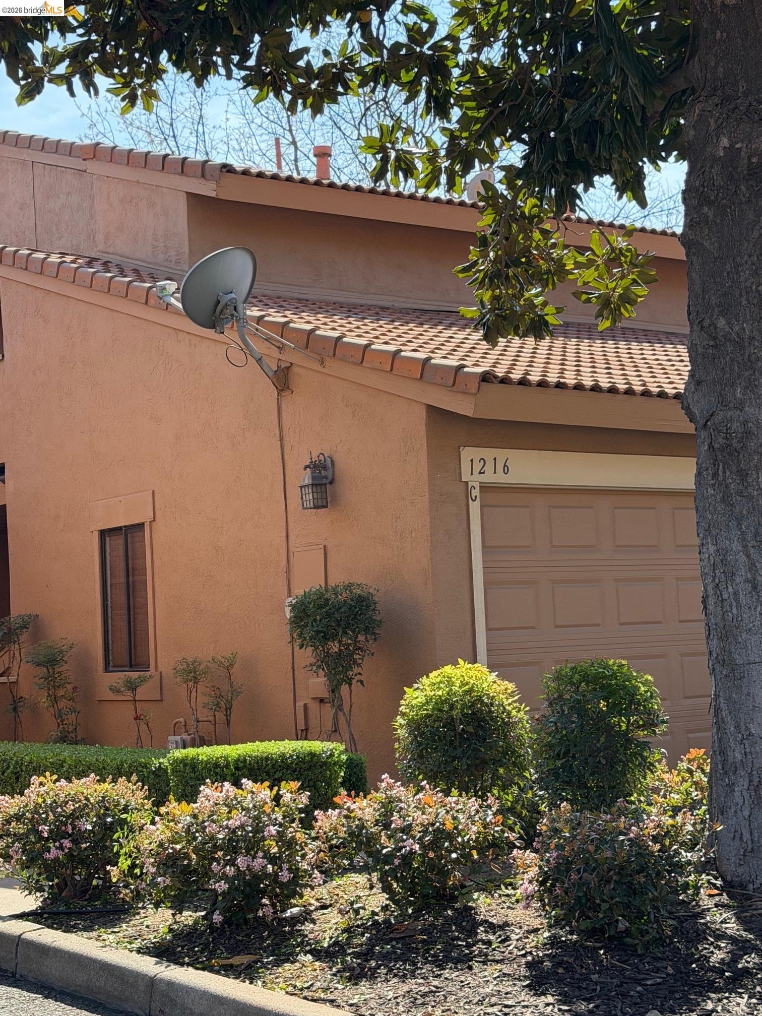 Detail Gallery Image 2 of 3 For 1216 W Roseburg Ave #C,  Modesto,  CA 95350 - 3 Beds | 2/1 Baths