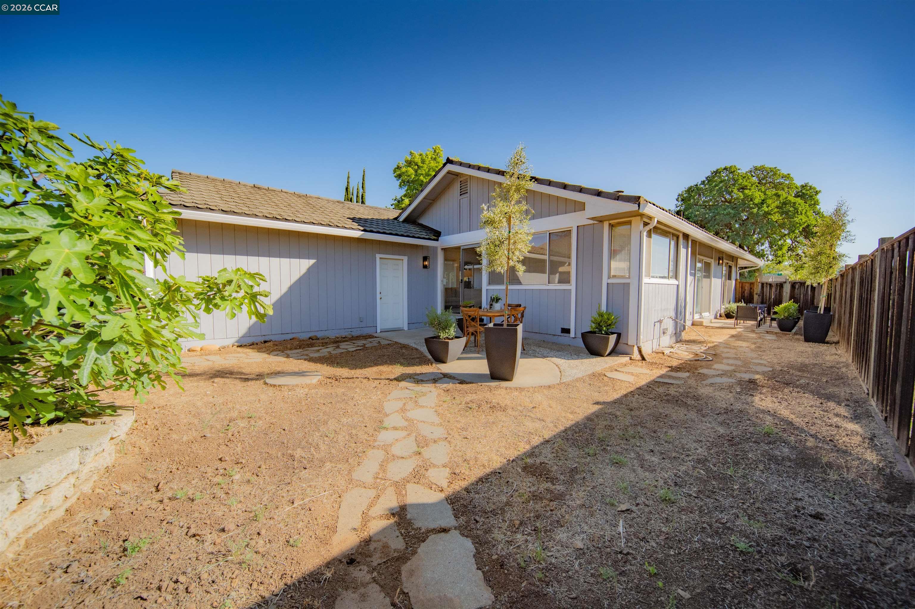 Detail Gallery Image 41 of 43 For 5581 Gonzalez Ct, Concord,  CA 94521 - 3 Beds | 2 Baths