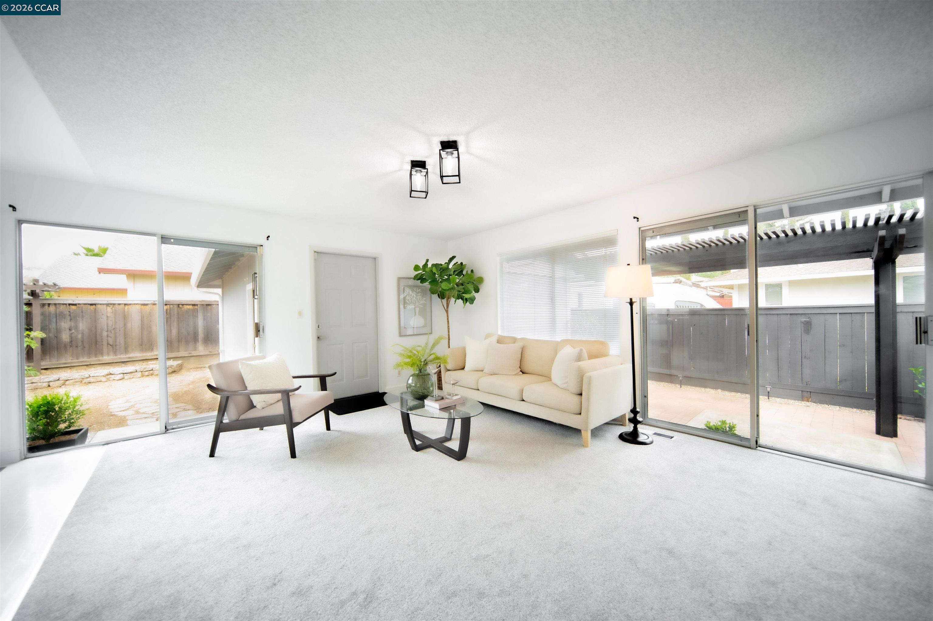 Detail Gallery Image 9 of 43 For 5581 Gonzalez Ct, Concord,  CA 94521 - 3 Beds | 2 Baths