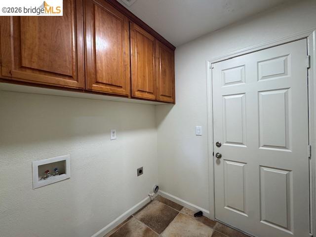 Detail Gallery Image 12 of 30 For 4053 Galenez Way, Antioch,  CA 94531 - 5 Beds | 2/1 Baths